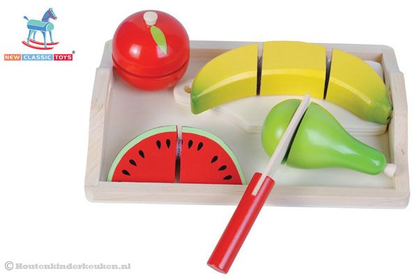 Snijset fruit met 4 soorten fruit.