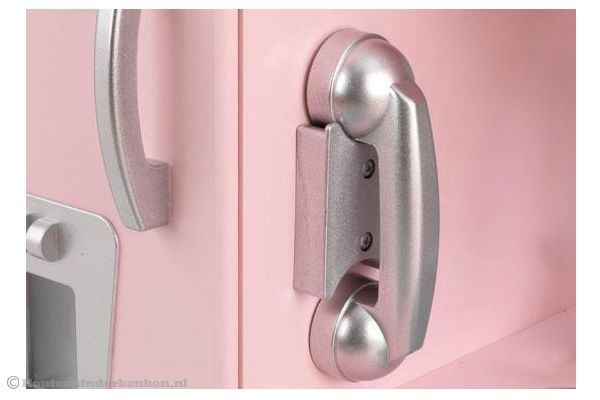 Natuurlijk ook voorzien van een telefoon.